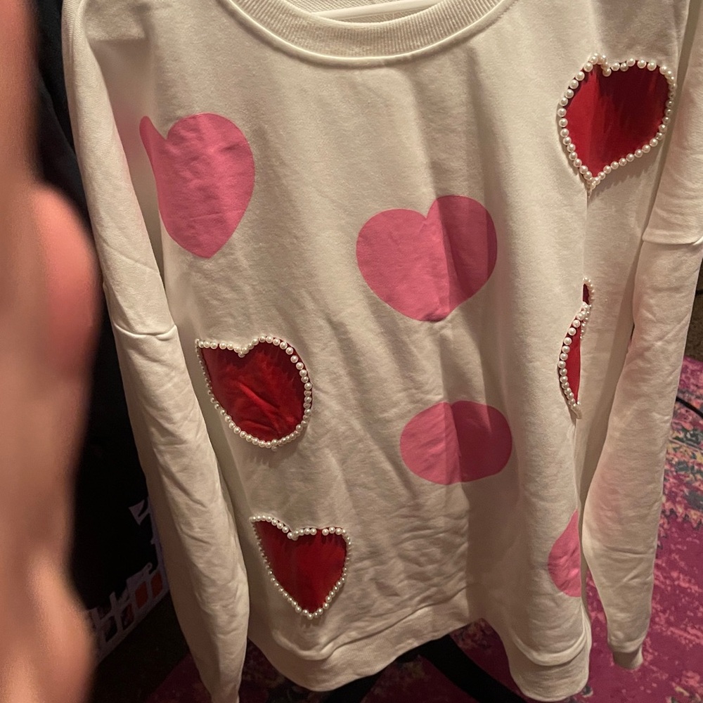 ODDY
Hearts In Line Sweatshirt - Picture 4 of 8